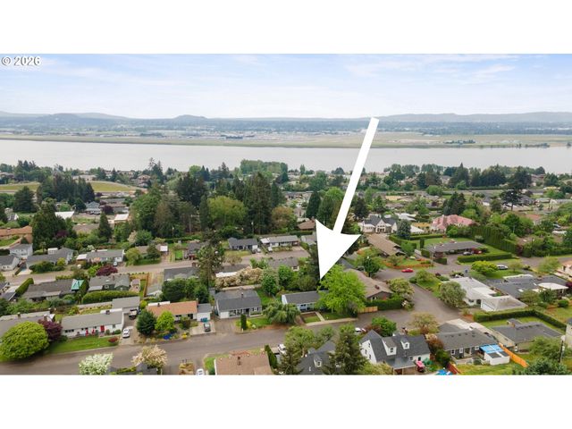 8109 Se LORRY Ave, Vancouver, WA 98664