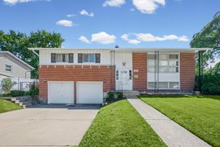 1035 E Plate Drive, Palatine, IL 60074