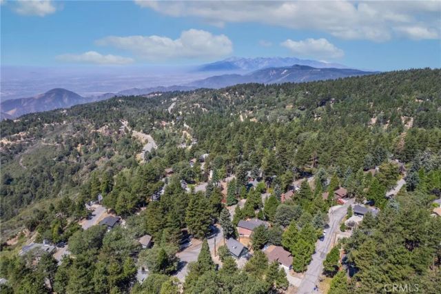 31472 Panorama Drive, Running Springs, CA 92382