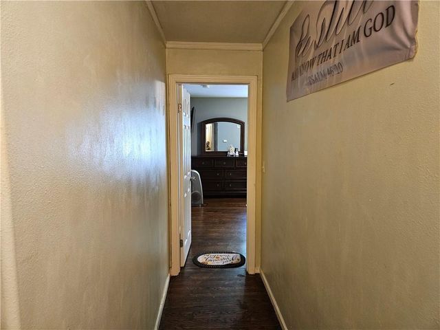 2318 NE Pence Avenue, Kansas City, MO 64118