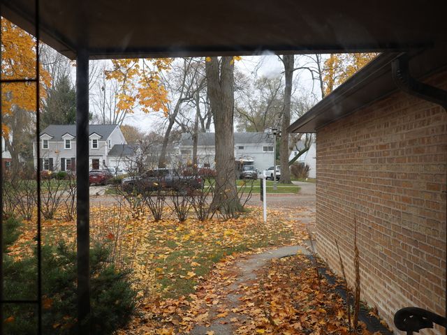 9433 Lincolnwood Drive, Evanston, IL 60203