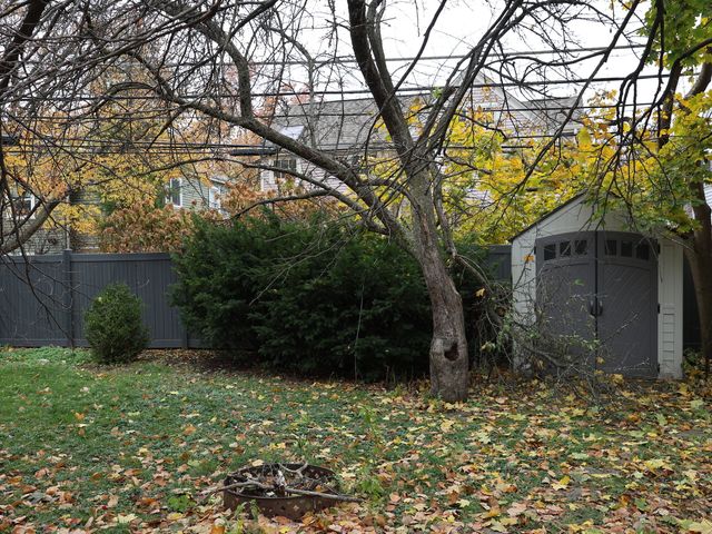 9433 Lincolnwood Drive, Evanston, IL 60203