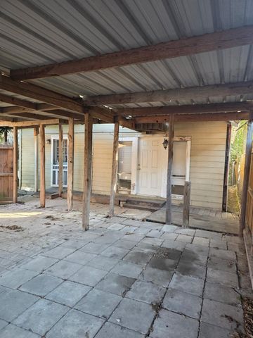 7952 Cinderella Street, Houston, TX 77028