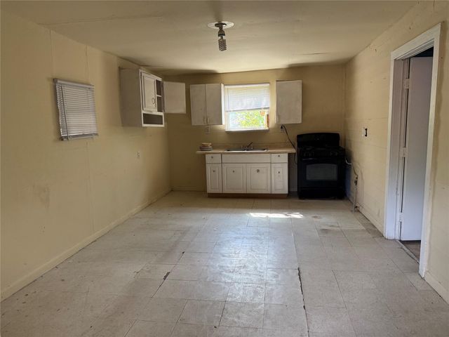 7952 Cinderella Street, Houston, TX 77028