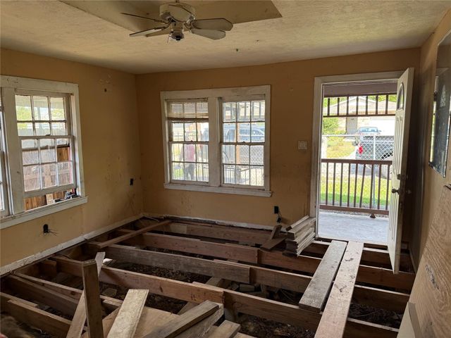 7952 Cinderella Street, Houston, TX 77028