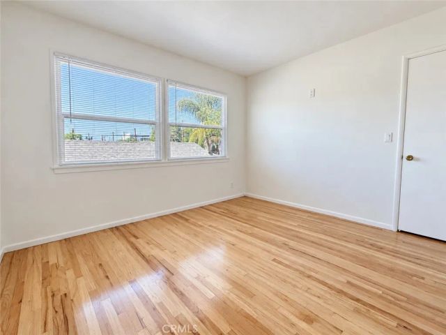 15234 Rayen Street D, North Hills, CA 91343