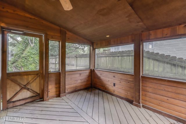 724 Herrick Avenue, Pascagoula, MS 39567