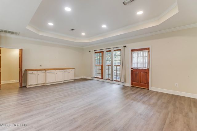 724 Herrick Avenue, Pascagoula, MS 39567