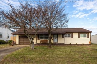 507 Kathnor Lane, Point Pleasant, WV 25550