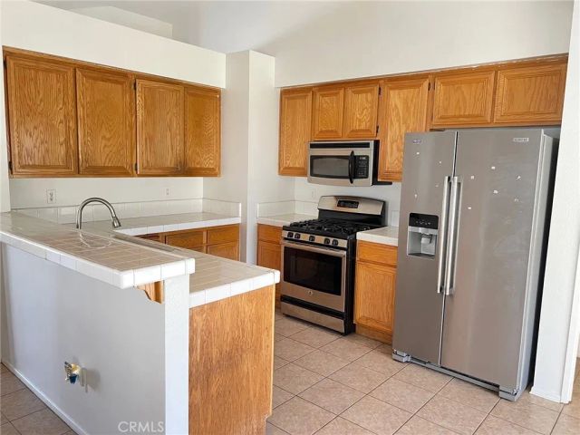 14351 Via Roca, Victorville, CA 92392