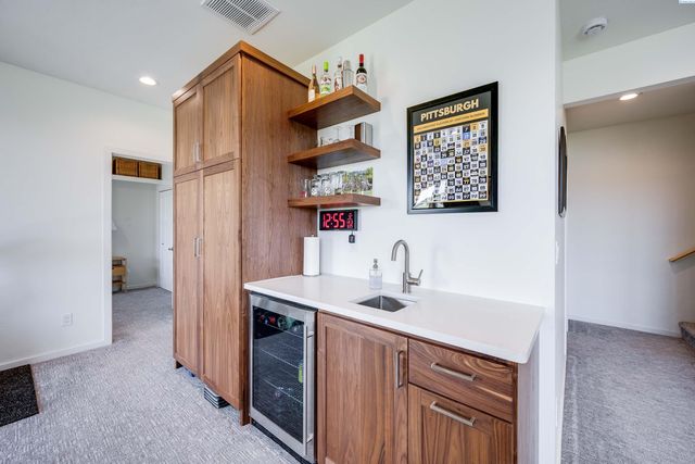 1325 SW Panorama Drive, Pullman, WA 99163