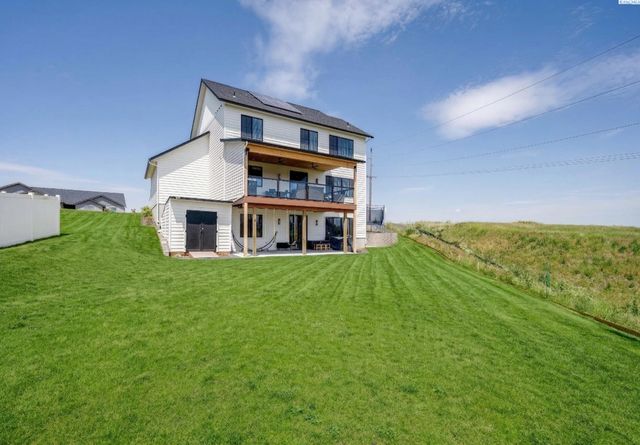 1325 SW Panorama Drive, Pullman, WA 99163