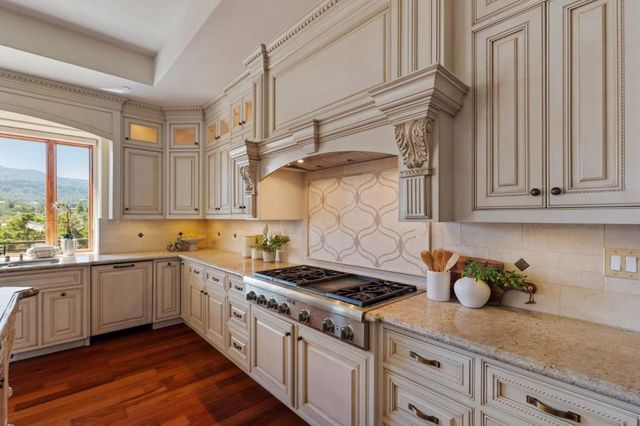 24570 Ruth Lee Court, Los Altos, CA 94024