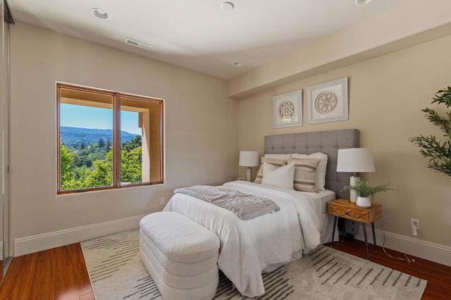 24570 Ruth Lee Court, Los Altos, CA 94024