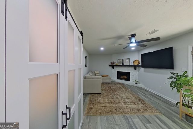 5438 Martins Crossing Road, Stone Mountain, GA 30088