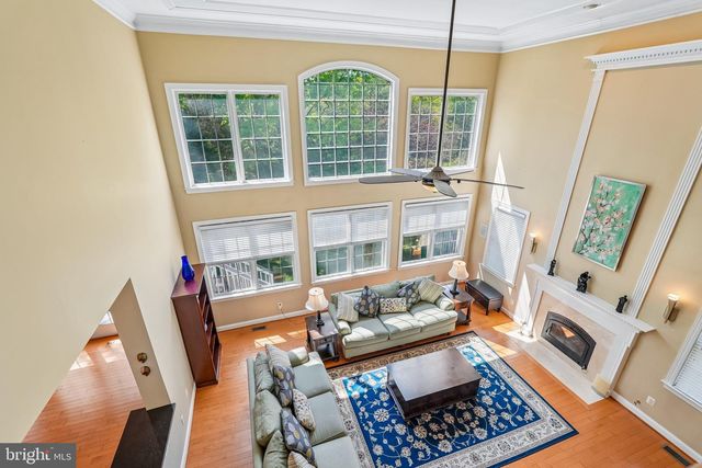 25765 HOWERTON DR, Chantilly, VA 20152