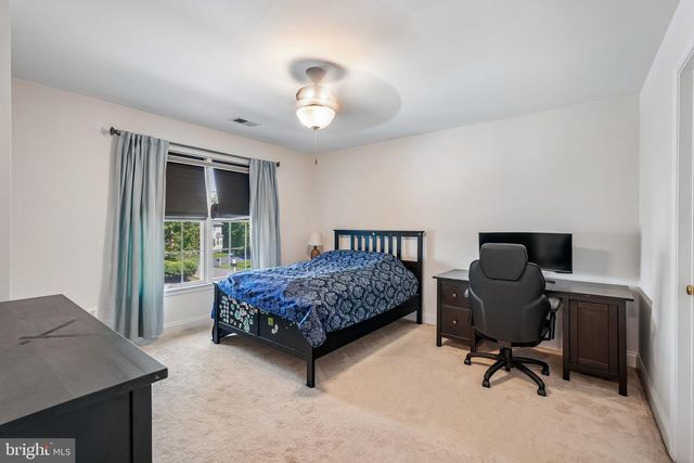 25765 HOWERTON DR, Chantilly, VA 20152