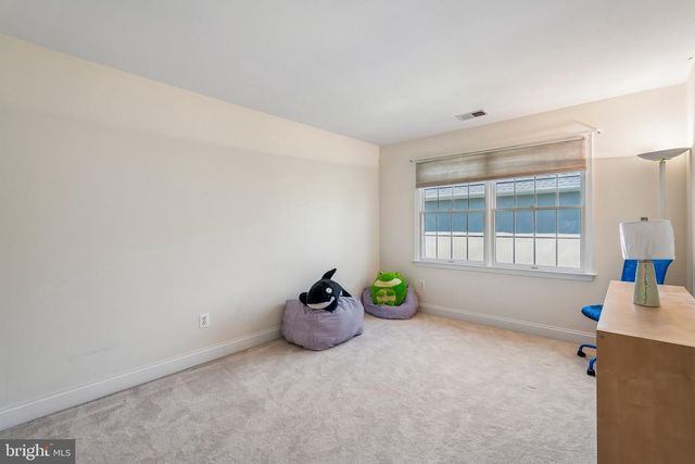 25765 HOWERTON DR, Chantilly, VA 20152