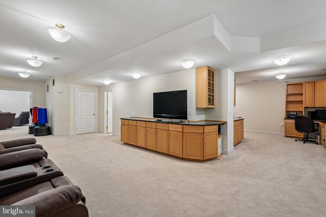 25765 HOWERTON DR, Chantilly, VA 20152