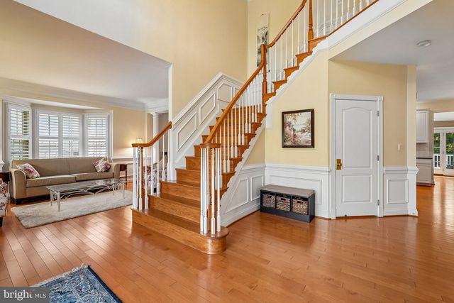 25765 HOWERTON DR, Chantilly, VA 20152