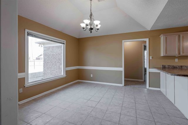 8594 TIMBER CREEK DR, Memphis, TN 38018