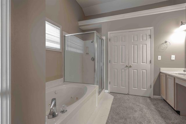 8594 TIMBER CREEK DR, Memphis, TN 38018