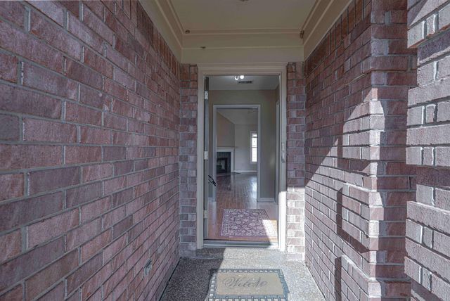 8594 TIMBER CREEK DR, Memphis, TN 38018