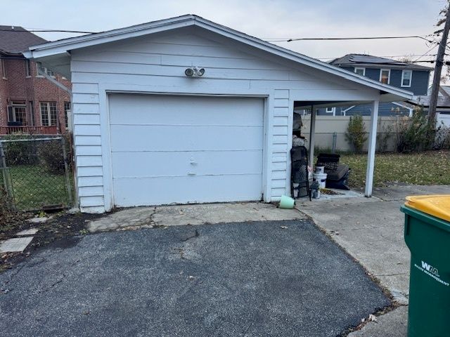 7100 Wilson Terrace, Morton Grove, IL 60053