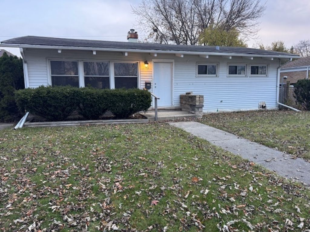 7100 Wilson Terrace, Morton Grove, IL 60053
