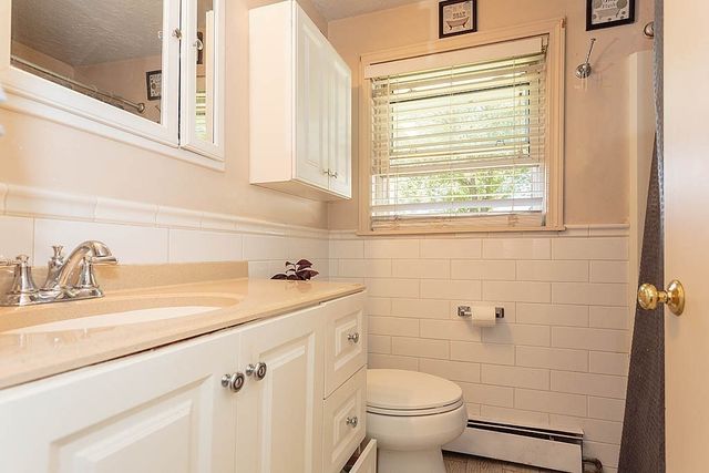 38 Mcdevitt Rd, Randolph, MA 02368