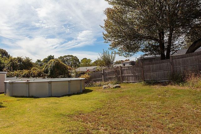 38 Mcdevitt Rd, Randolph, MA 02368