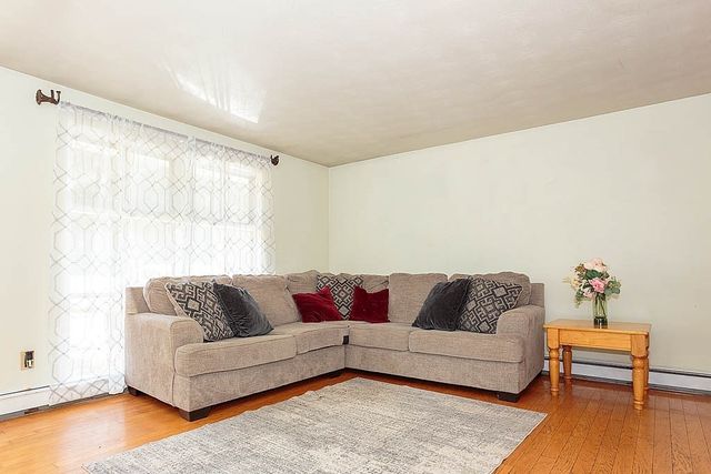 38 Mcdevitt Rd, Randolph, MA 02368