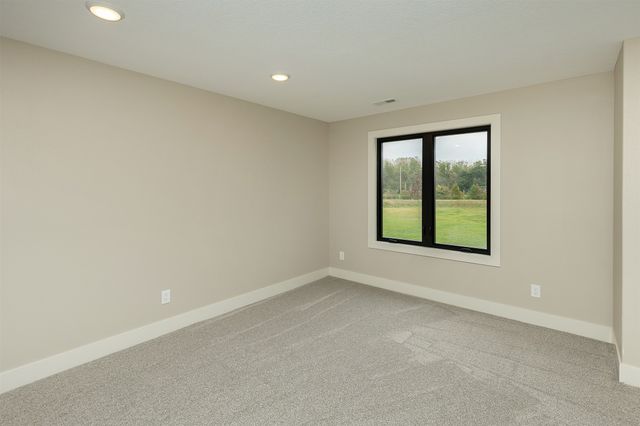 6633 River Bend Drive, Johnston, IA 50131