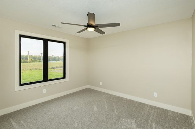 6633 River Bend Drive, Johnston, IA 50131