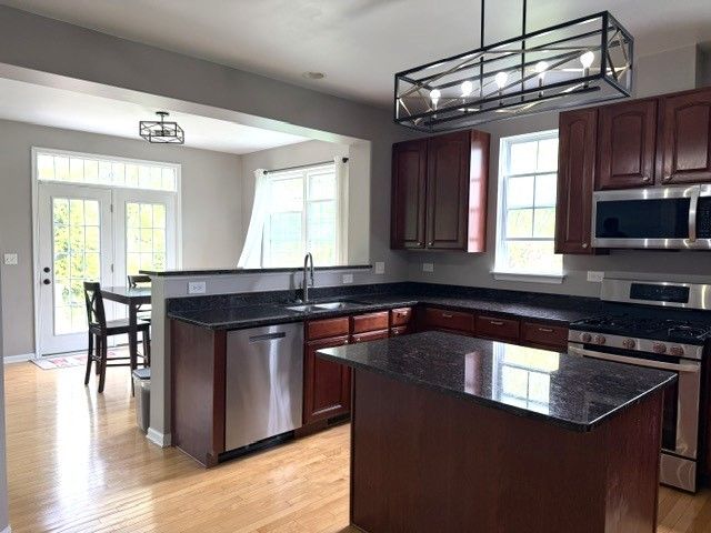 5046 Marshall Court, Wadsworth, IL 60083