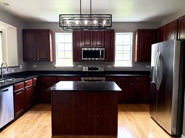 5046 Marshall Court, Wadsworth, IL 60083