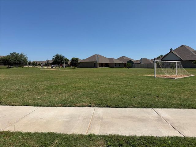 1405 Monterey Drive, Norman, OK 73072