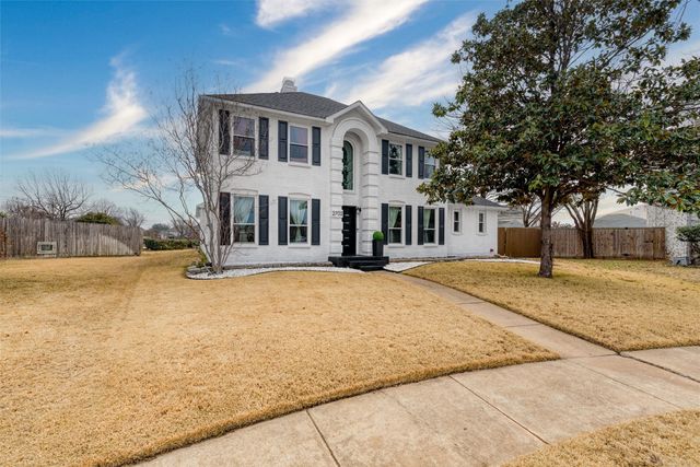 2702 Kingsbury Drive, Garland, TX 75040