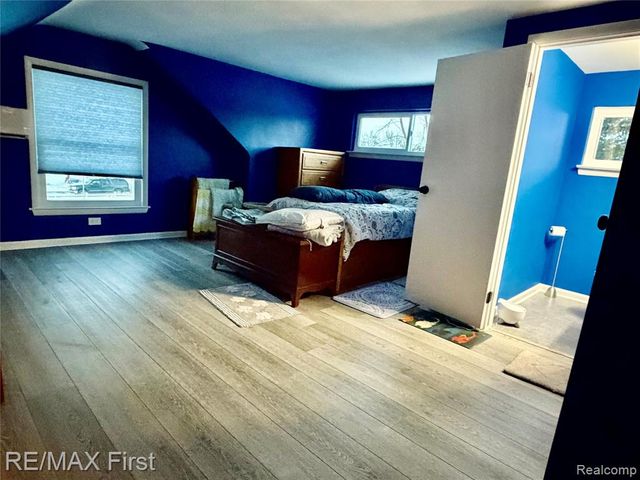 23846 Hill Avenue, Warren, MI 48091