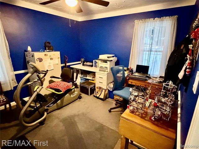 23846 Hill Avenue, Warren, MI 48091