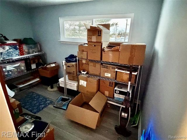 23846 Hill Avenue, Warren, MI 48091