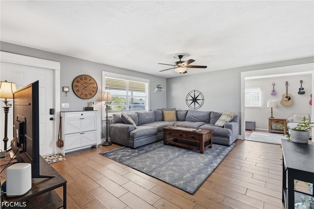 19368 Coraltree CT, Lehigh Acres, FL 33936
