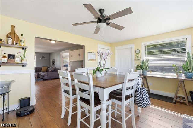 19368 Coraltree CT, Lehigh Acres, FL 33936
