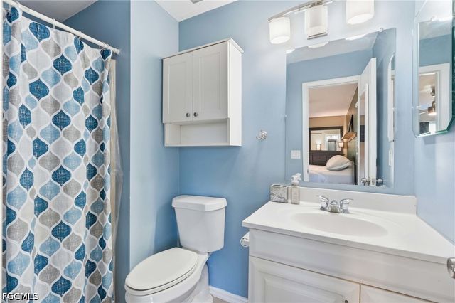 19368 Coraltree CT, Lehigh Acres, FL 33936