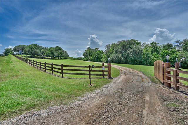 2375 FM 2935, Brenham, TX 77833