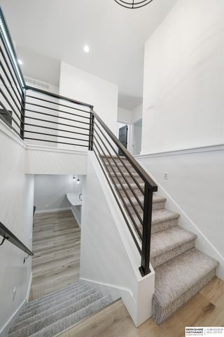 7900 Ponce Drive, Lincoln, NE 68516