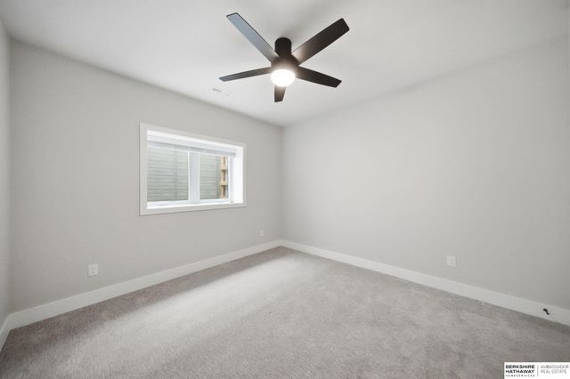 7900 Ponce Drive, Lincoln, NE 68516