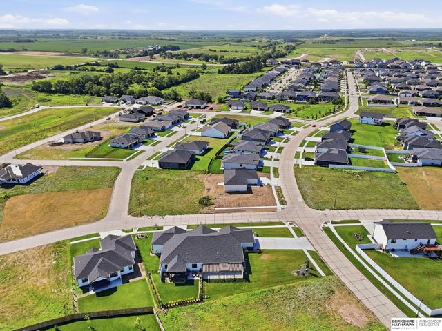 7900 Ponce Drive, Lincoln, NE 68516