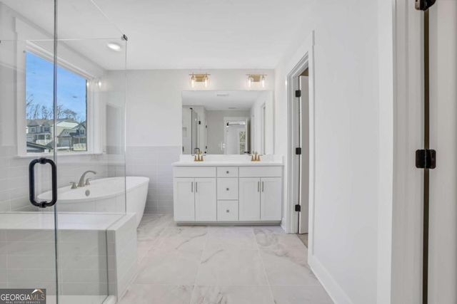 7048 Manchester Drive, Flowery Branch, GA 30542