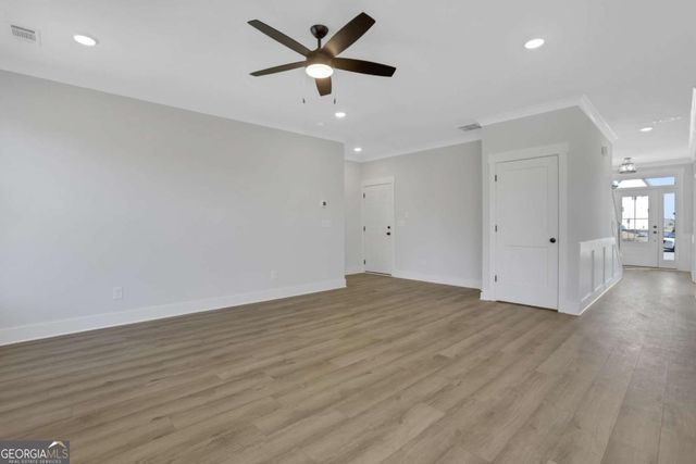 7048 Manchester Drive, Flowery Branch, GA 30542